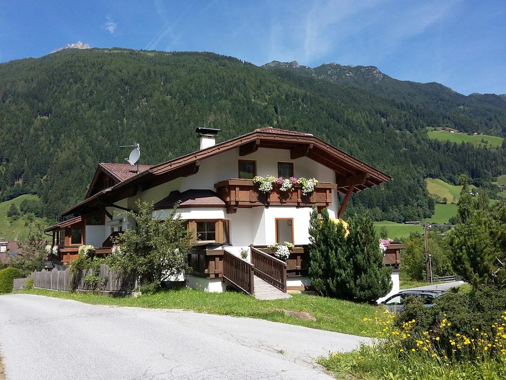 Haus Pinnistor Neustift im Stubaital Exterior foto